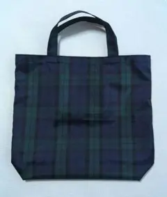 収納ポケット付き ナイロン生地エコバッグ　ハンドメイド