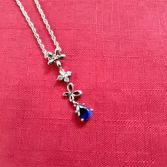 シルバー925ネックレス 花のモチーフ 青色ペンダント