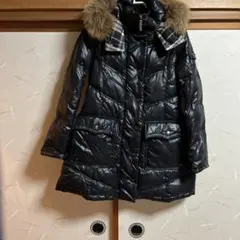 バーバリー黒 ダウンジャケット フード付き