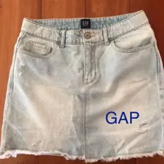 GAPダメージデニムスカート