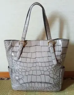 新品ANKH-JETクロコダイル風?ハンドバッグWELベージュ20×31×14 - メルカリ