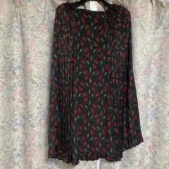 GU×UNDERCOVER　skirt