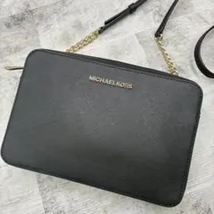 ✨美品✨マイケルコース　ジェットセット　ショルダーバッグ　スクエア型　レザー　黒