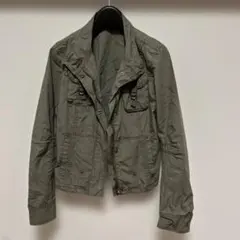 オリーブグリーン ミリタリージャケット　ユニクロ