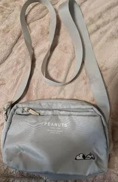 PEANUTS スヌーピー ショルダーバッグ グレー　中古
