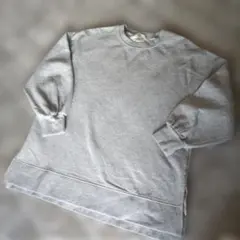 earth　music　ecologyグレー バルーンスリーブ トレーナー裏起毛