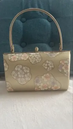 Item thumbnail for item c6430ef4-8651-45fe-8436-fe0eab1d36ca