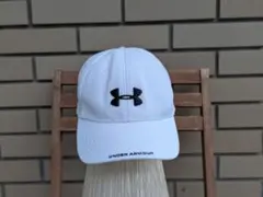 ④❉１０月限定断捨離祭UNDER ARMOUR キャップ 白