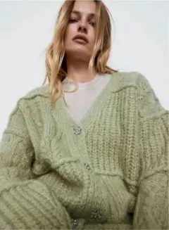 ZARA ニットカーディガン ビジュー
