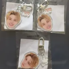 即購入❌️　TREASURE　POPUP　顔アクキー　喜怒哀楽　ドヨン