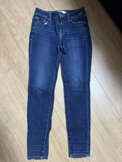 Item thumbnail for item 02e4ac50-ea88-4184-82aa-9a379f0501f7