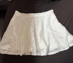 FOREVER 21　ミニスカート　レース白　フレアスカート