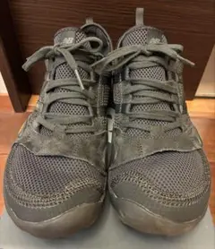 美品 new balance MT10OAC US9 27㎝　ブラック