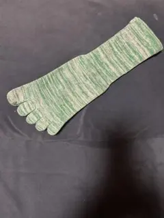 緑色の五本指ソックス