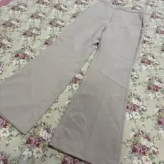 ジーユー　ライトグレージュ　パンツ　M