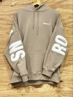 aaa♡様RODEO CROWNS アップリケロゴパーカ