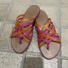 crocs サンダル ピンク オレンジ W9のサムネイル
