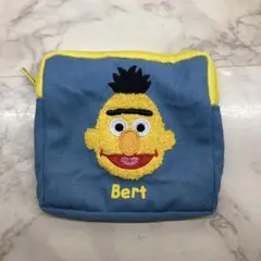 セサミストリート　バート　もこもこポーチ2