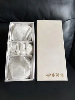 純銀　徳利2本　盃５個揃い　箱あり 純銀 徳利2本 盃5個揃い 箱あり Yahoo!オークション -「酒器