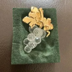 【美品】スワロフスキー　ブローチ　ブドウのサムネイル