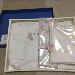 80 ファミリア パジャマ ガーゼ エプロン 食事エプロン ハンカチ　ロンパース