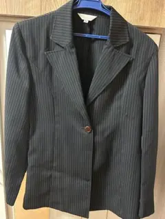 レディーススーツジャケット