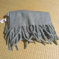 INGNIのミントグリーンのマフラー