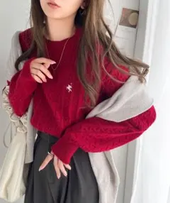 赤 ケーブルニット 長袖セーター