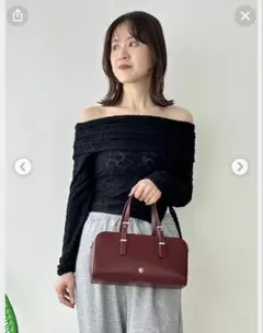 LILY BROWN サイドホックオフショルダートップス