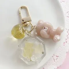 くまさんとグミ入りボックスのキーホルダー ぷっくりハート付き