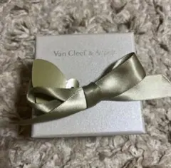 Van Cleef & Arpels ギフトボックス