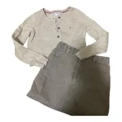 TOMMY HILFIGER カーディガンとスカートセット 110
