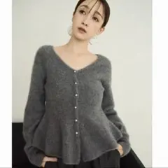 フォックスカシミアペプラムカーディガン　フレイアイディー