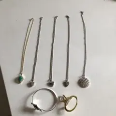 ネックレスとリングのセット 5点　➕　2点