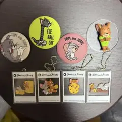 トムとジェリー　グッズ　缶バッチ　キーホルダー　ミニフィギュア　ハンカチ