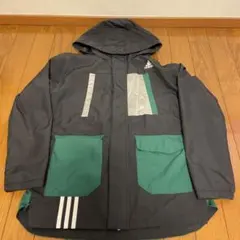 adidas フード付きマウンテンパーカー 黒/緑