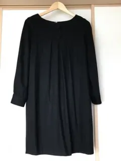 【新品タグ付】イエナ　秋冬ワンピース（ファスナー付）黒（ブラック）