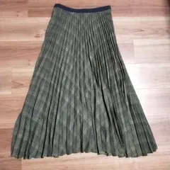 ユニクロ　プリーツロングスカート　М