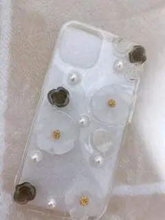 花柄パール装飾 iPhone13ケース