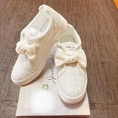 ジュエルキャスケット リボン付きスニーカー スリッポン 23cm ツイード 白