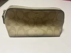 COACH ベージュ ロゴポーチ