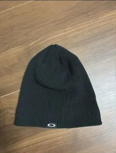 00s archive OAKLEY ロゴ ビーニー 00s Oakley ビーニー ニット帽ワンポイント ロゴ - メルカリ