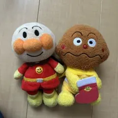 アンパンマン　カレーパンマン　ぬいぐるみ