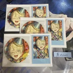 緋八マナ 誕生日グッズ 2025 箔押し缶バッジ&チェキ風カード 3セット