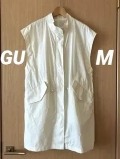 ベスト　GU Mサイズ　スリーブレスミリタリージャケット　ナチュラル