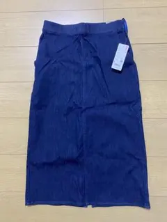 ユニクロ　タイトスカート　濃デニム　新品