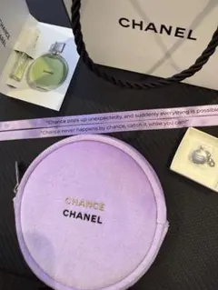 CHANELシャネル　ノベルティ ラウンドポーチ　チャーム