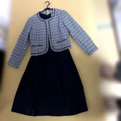 レディーススーツ　13号