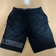 Under Armour ブラックショートパンツ LG/G