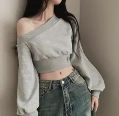 【残り3点】 オフショル　オフショルダー　グレー　トップス　クロップド丈　長袖
